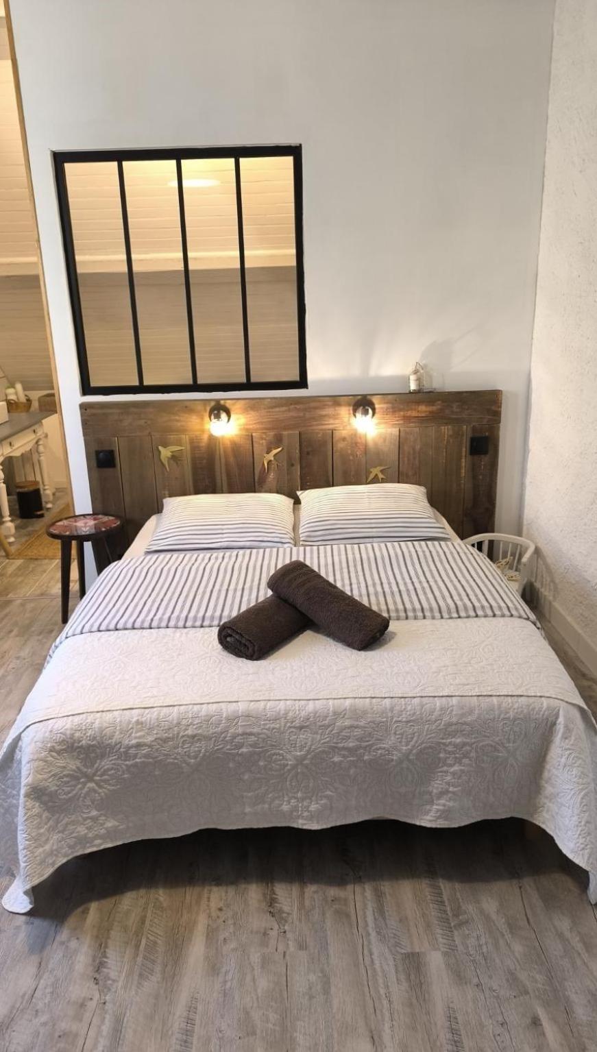 Chambre Telma 2 Pers Avec Piscine "Mon Lit Au Pre" Couples Ou Femmes Seulement Pontours Ngoại thất bức ảnh